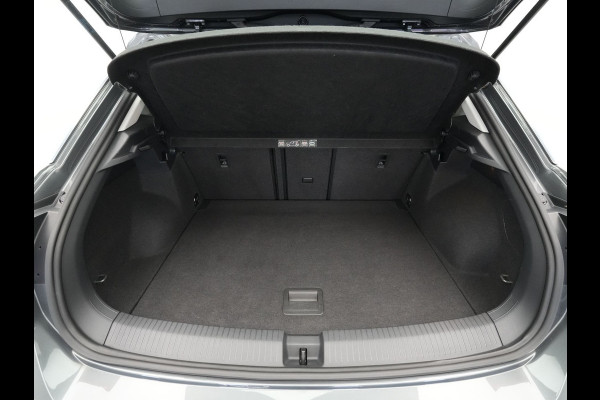 Volkswagen T-Roc 1.0 TSI 115pk Style Navigatie Pdc Acc Clima 329