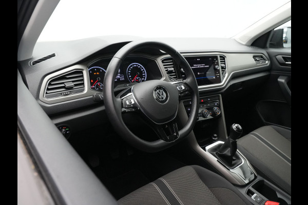 Volkswagen T-Roc 1.0 TSI 115pk Style Navigatie Pdc Acc Clima 329