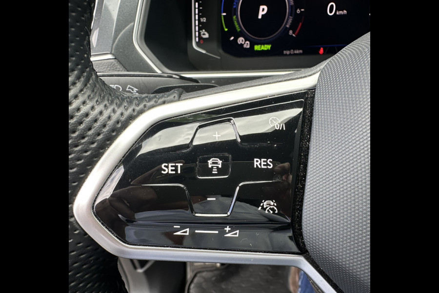 Volkswagen Tiguan 1.4 TSI eHybrid R-Line Business+ - Panodak - Trekhaak - Camera