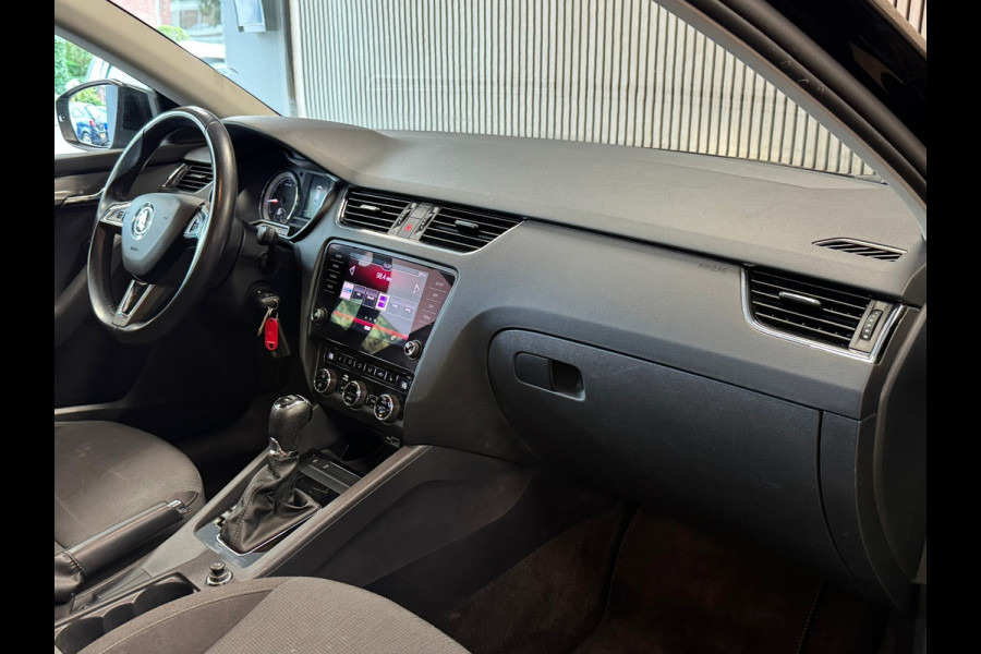 Škoda Octavia Combi 1.0 TSI Greentech Ambition Business AUTOMAAT / CRUISE / NAVI / PARKEERSENSOREN