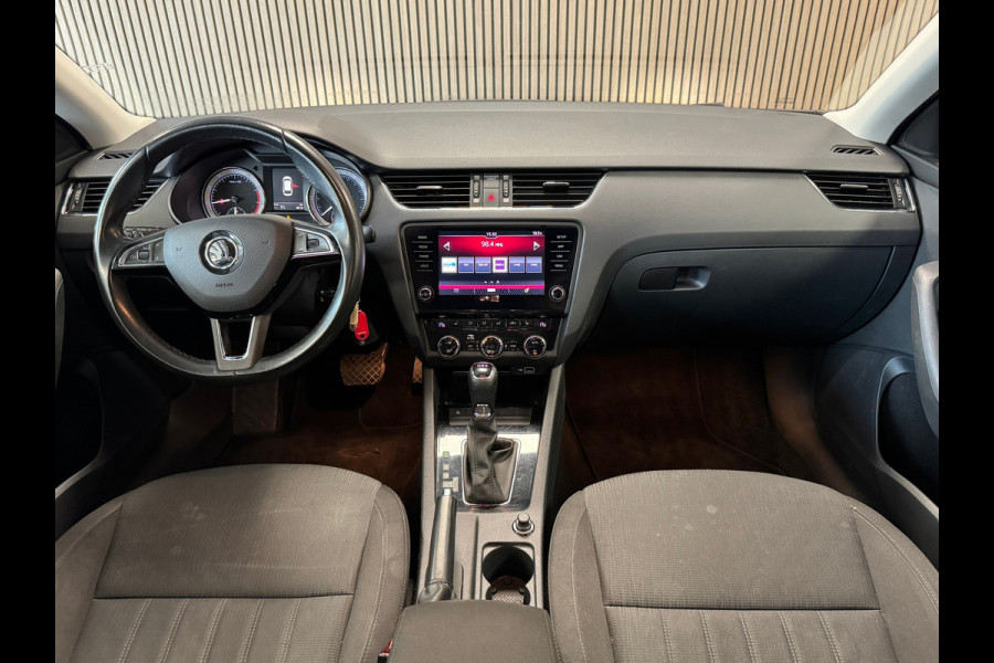 Škoda Octavia Combi 1.0 TSI Greentech Ambition Business AUTOMAAT / CRUISE / NAVI / PARKEERSENSOREN