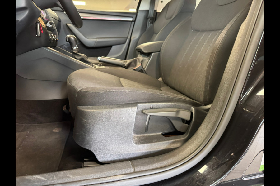 Škoda Octavia Combi 1.0 TSI Greentech Ambition Business AUTOMAAT / CRUISE / NAVI / PARKEERSENSOREN