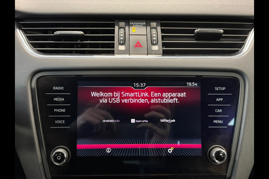 Škoda Octavia Combi 1.0 TSI Greentech Ambition Business AUTOMAAT / CRUISE / NAVI / PARKEERSENSOREN