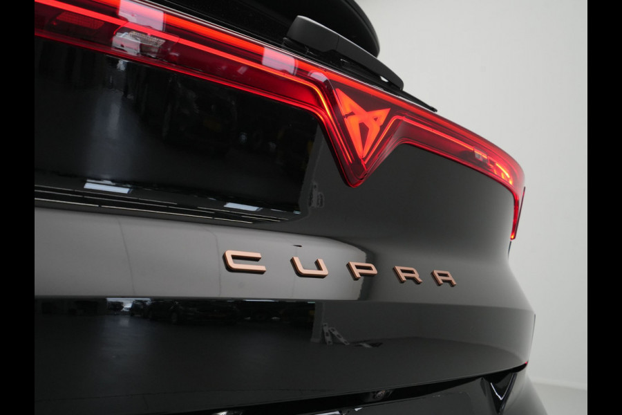 CUPRA Terramar 1.5 TSI e-Hybrid 272pk VZ Performance Panorama Memory 360 Camera Stuurverwarming 287