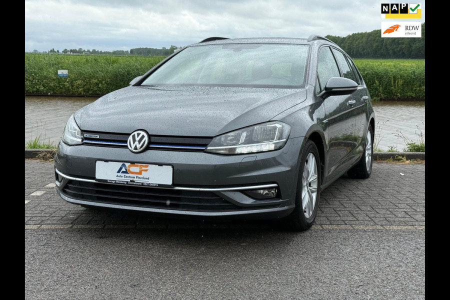 Volkswagen GOLF Variant 1.5 TSI Comfortline / Trekhaak / Carplay / stoelverwarming / climatronic