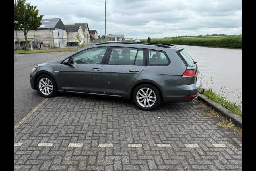 Volkswagen GOLF Variant 1.5 TSI Comfortline / Trekhaak / Carplay / stoelverwarming / climatronic
