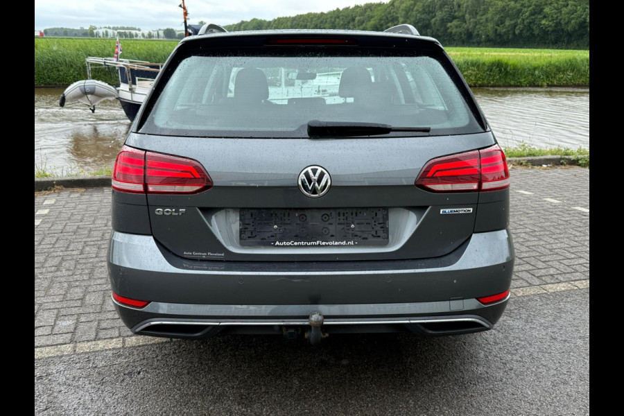 Volkswagen GOLF Variant 1.5 TSI Comfortline / Trekhaak / Carplay / stoelverwarming / climatronic