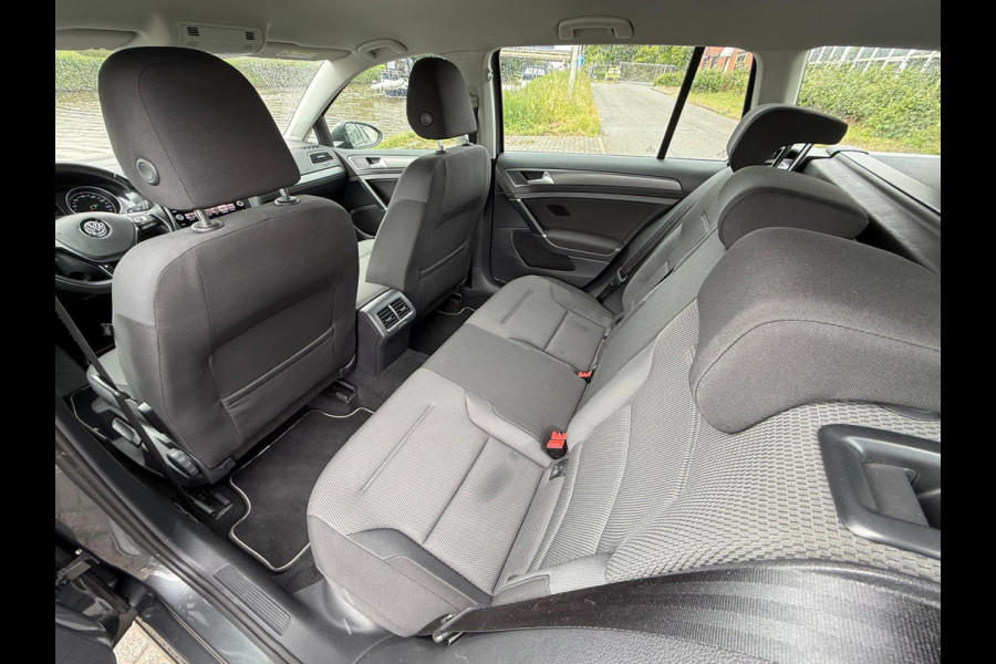 Volkswagen GOLF Variant 1.5 TSI Comfortline / Trekhaak / Carplay / stoelverwarming / climatronic