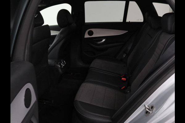 Mercedes-Benz E-Klasse 300de Avantgarde | Schuifdak | Stoelverwarming | Carplay | Sfeerverlichting | Trekhaak | 360 camera | Navigatie | Full LED
