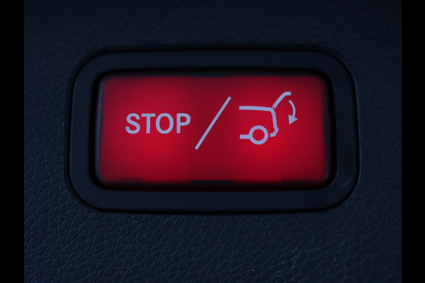 Mercedes-Benz E-Klasse 300de Avantgarde | Schuifdak | Stoelverwarming | Carplay | Sfeerverlichting | Trekhaak | 360 camera | Navigatie | Full LED