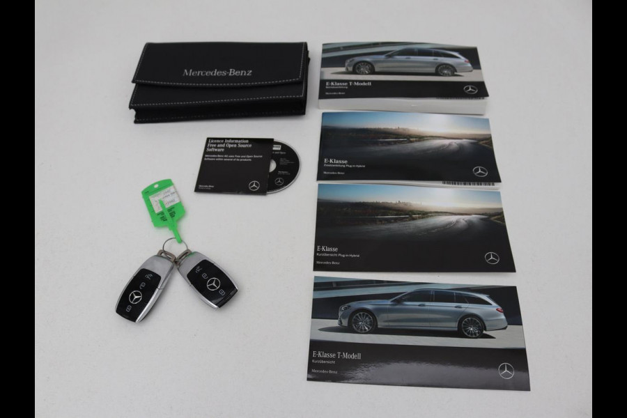 Mercedes-Benz E-Klasse 300de Avantgarde | Schuifdak | Stoelverwarming | Carplay | Sfeerverlichting | Trekhaak | 360 camera | Navigatie | Full LED