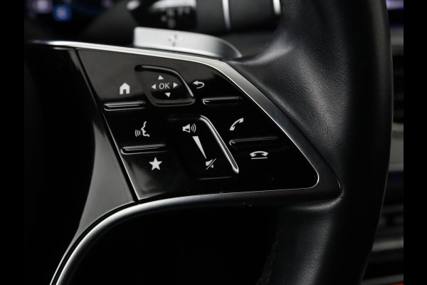 Mercedes-Benz E-Klasse 300de Avantgarde | Schuifdak | Stoelverwarming | Carplay | Sfeerverlichting | Trekhaak | 360 camera | Navigatie | Full LED