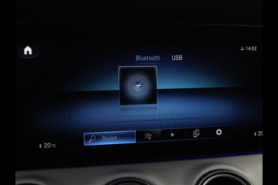 Mercedes-Benz E-Klasse 300de Avantgarde | Schuifdak | Stoelverwarming | Carplay | Sfeerverlichting | Trekhaak | 360 camera | Navigatie | Full LED