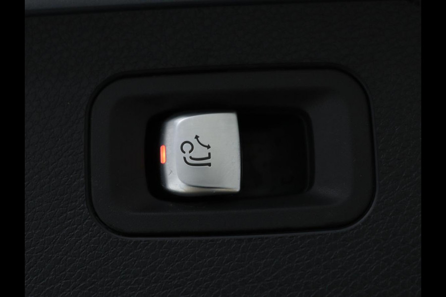 Mercedes-Benz E-Klasse 300de Avantgarde | Schuifdak | Stoelverwarming | Carplay | Sfeerverlichting | Trekhaak | 360 camera | Navigatie | Full LED