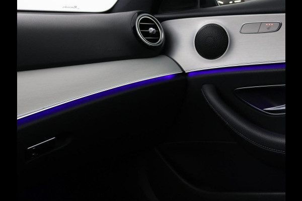 Mercedes-Benz E-Klasse 300de Avantgarde | Schuifdak | Stoelverwarming | Carplay | Sfeerverlichting | Trekhaak | 360 camera | Navigatie | Full LED