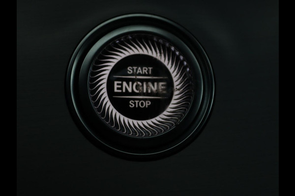 Mercedes-Benz E-Klasse 300de Avantgarde | Schuifdak | Stoelverwarming | Carplay | Sfeerverlichting | Trekhaak | 360 camera | Navigatie | Full LED