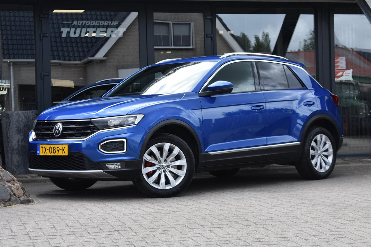 Volkswagen T-Roc 1.0 TSI Sport | VIRTUAL COCKPIT | TREKHAAK | CAMERA | NAP | DAB Volkswagen T-Roc 1.0 TSI Sport | VIRTUAL COCKPIT | TREKHAAK | CAMERA | NAP | DAB