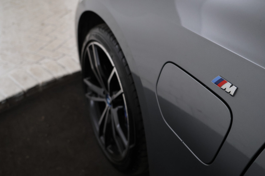 BMW 3 Serie Touring 330e BTW AUTO, Apple Carplay, Harman Kardon, Alcantara
