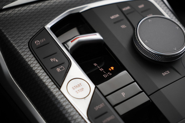BMW 3 Serie Touring 330e BTW AUTO, Apple Carplay, Harman Kardon, Alcantara