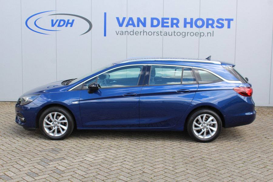 Opel Astra Sports Tourer 1.2 110pk Elegance Climate control , Camera , Cruise control , Stoel en stuur verwarming Bluetooth , LED dagrijverlichting ,