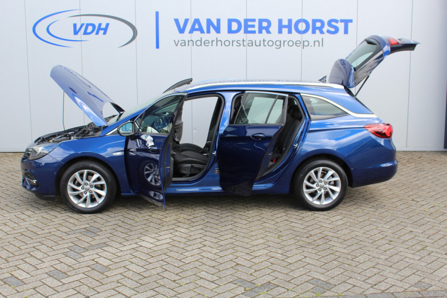 Opel Astra Sports Tourer 1.2 110pk Elegance Climate control , Camera , Cruise control , Stoel en stuur verwarming Bluetooth , LED dagrijverlichting ,