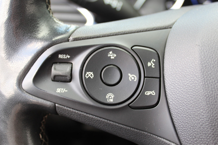Opel Astra Sports Tourer 1.2 110pk Elegance Climate control , Camera , Cruise control , Stoel en stuur verwarming Bluetooth , LED dagrijverlichting ,
