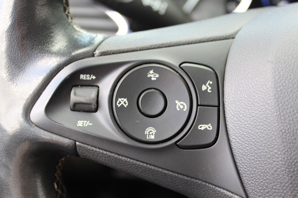 Opel Astra Sports Tourer 1.2 110pk Elegance Climate control , Camera , Cruise control , Stoel en stuur verwarming Bluetooth , LED dagrijverlichting ,