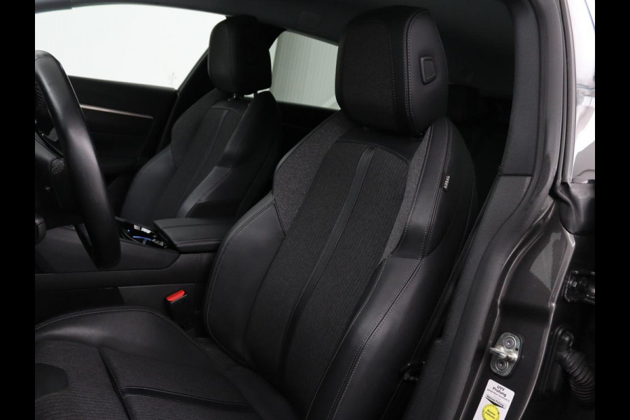 Peugeot 508 1.6 HYbrid Allure | Stoelverwarming | Focal Sound | Adaptive cruise | Camera | Carplay | Full LED | Keyless | Navigatie | Half leder | PHEV