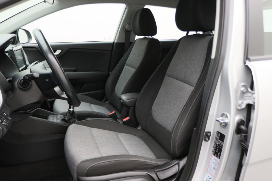Kia Stonic 1.2 MPi ComfortPlusLine Navigator Camera, Apple Carplay, Navigatie, Cruise, DAB, PDC