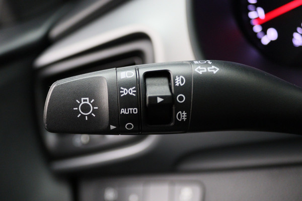 Kia Stonic 1.2 MPi ComfortPlusLine Navigator Camera, Apple Carplay, Navigatie, Cruise, DAB, PDC