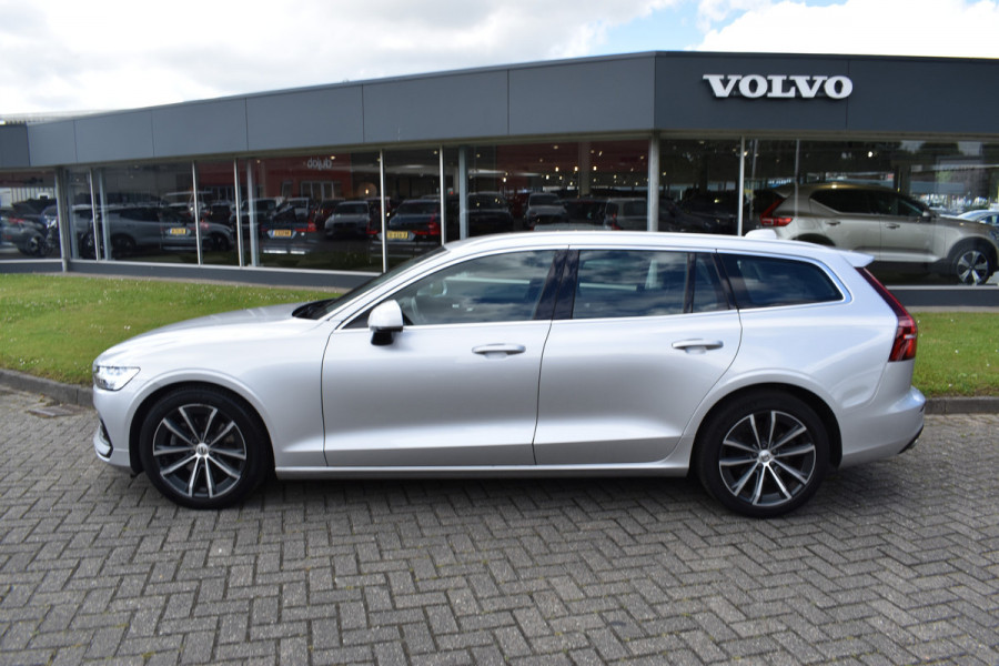 Volvo V60 B3 177PK Automaat Business Pro | ACC | Camera | 18"LMV | Stoelverwarming | Stuurverwarming