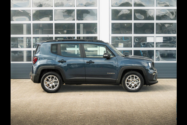 Jeep Renegade 1.5T e-Hybrid Altitude | Adapt. Cruise | Schuif/Kanteldak | Keyless | BSM | Navi | Apple Carplay | Uit voorraad leverbaar !