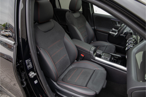 Mercedes-Benz GLA 250 e AMG Premium, Pano, Nightpack, Trekhaak, Hybrid 2022