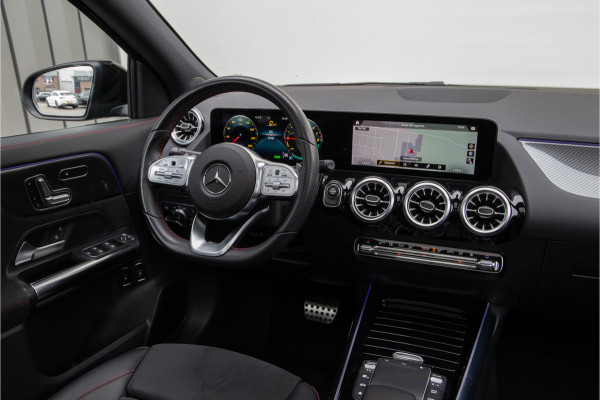 Mercedes-Benz GLA 250 e AMG Premium, Pano, Nightpack, Trekhaak, Hybrid 2022