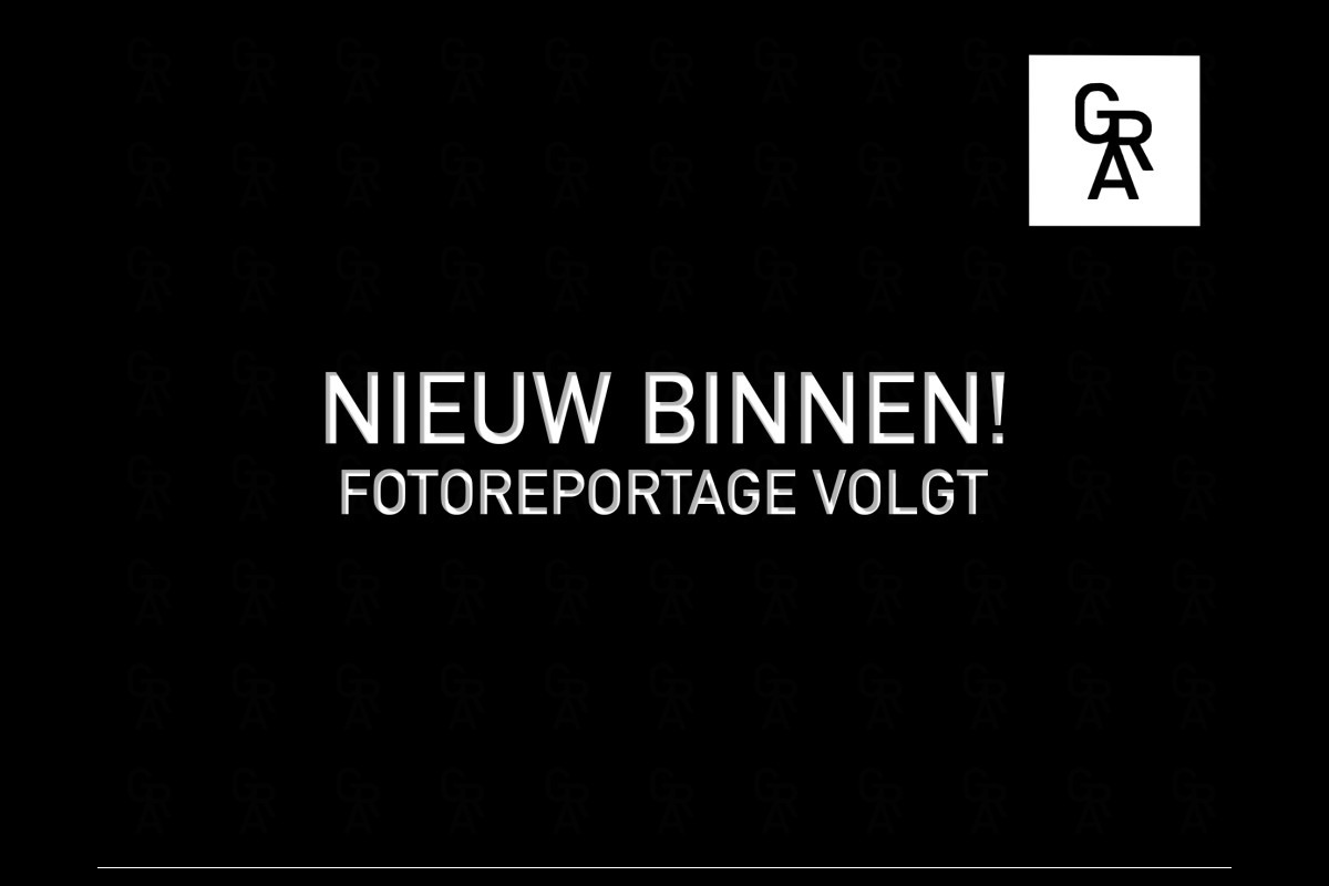 Volkswagen Golf 1.5 eTSI R-Line Business