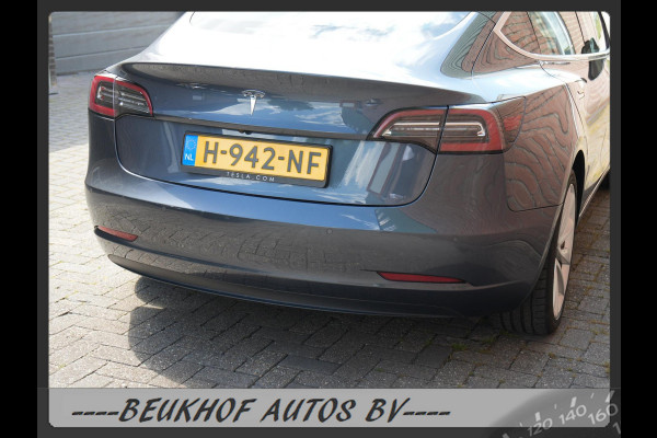 Tesla Model 3 Standard RWD Plus 60 kWh 19inch Pano Cam Leer