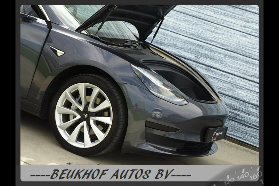 Tesla Model 3 Standard RWD Plus 60 kWh 19inch Pano Cam Leer