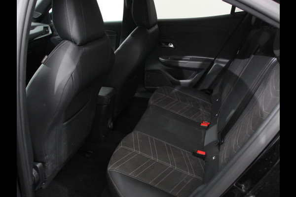Opel Mokka 1.2 Turbo 130pk Automaat Ultimate Navigatie Apple Carplay/Android Auto Digitale Cockpit Lichtmetalen Velgen Extra Getint Glas
