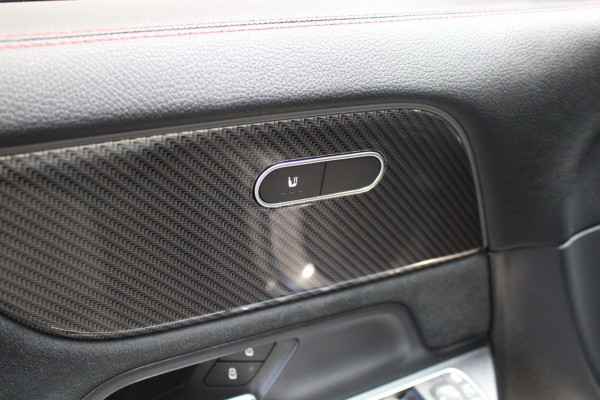 Mercedes-Benz GLA 200 AMG Line Panorama/Camera/Carplay Rijklaar incl Bovag garantie
