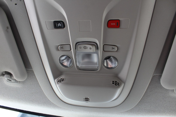 Citroën Berlingo 1.6 BlueHDI Club Cruise Control, Navigatie, Trekhaak, Airco, Stuurwielbediening, Elektronische Handrem
