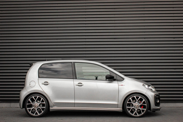 Volkswagen up! 1.0 TSI GTI PANO-DAK / VERLAAGD / 17'' WHEELS / BEATS / CAMERA / CLIMATE / STOELVERWARMING