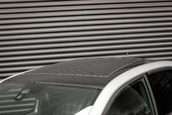 Volkswagen up! 1.0 TSI GTI PANO-DAK / VERLAAGD / 17'' WHEELS / BEATS / CAMERA / CLIMATE / STOELVERWARMING