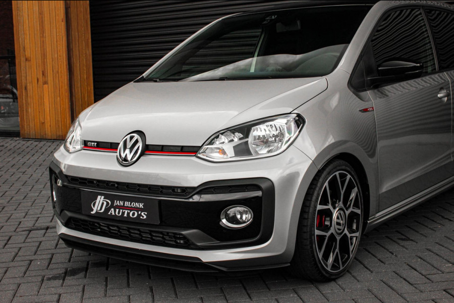 Volkswagen up! 1.0 TSI GTI PANO-DAK / VERLAAGD / 17'' WHEELS / BEATS / CAMERA / CLIMATE / STOELVERWARMING