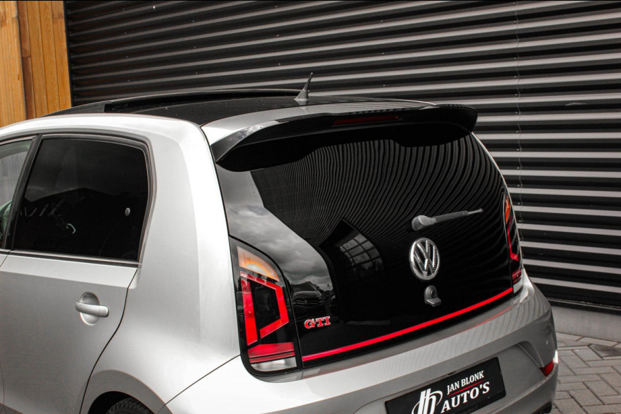 Volkswagen up! 1.0 TSI GTI PANO-DAK / VERLAAGD / 17'' WHEELS / BEATS / CAMERA / CLIMATE / STOELVERWARMING