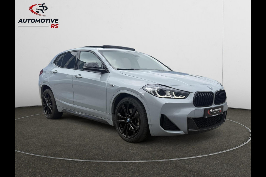 BMW X2 BMW X2 xDrive25e 220PK High Exec M-PAKKET |Nardo Grey|Black Edition Kuipstoelen |Pano|Plug-in Hybrid| Automaat| BTW Auto