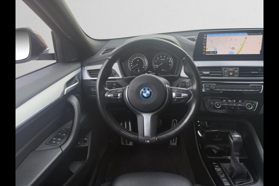 BMW X2 BMW X2 xDrive25e 220PK High Exec M-PAKKET |Nardo Grey|Black Edition Kuipstoelen |Pano|Plug-in Hybrid| Automaat| BTW Auto