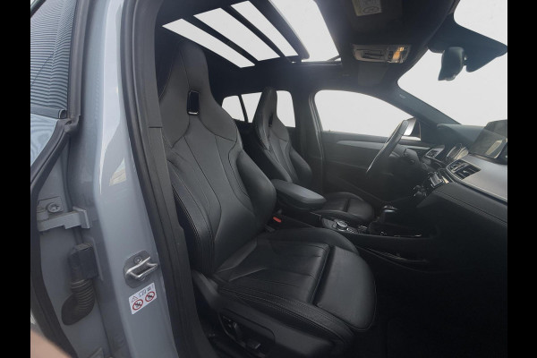 BMW X2 BMW X2 xDrive25e 220PK High Exec M-PAKKET |Nardo Grey|Black Edition Kuipstoelen |Pano|Plug-in Hybrid| Automaat| BTW Auto