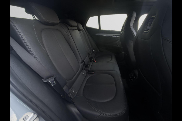 BMW X2 BMW X2 xDrive25e 220PK High Exec M-PAKKET |Nardo Grey|Black Edition Kuipstoelen |Pano|Plug-in Hybrid| Automaat| BTW Auto