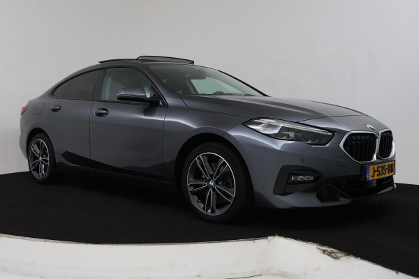 BMW 2 Serie Gran Coupé 218i Executive Edition (PANORAMADAK, ACHTERUITRIJCAMERA, PARKEERSENSOREN, CRUISE, AUTOMAAT)