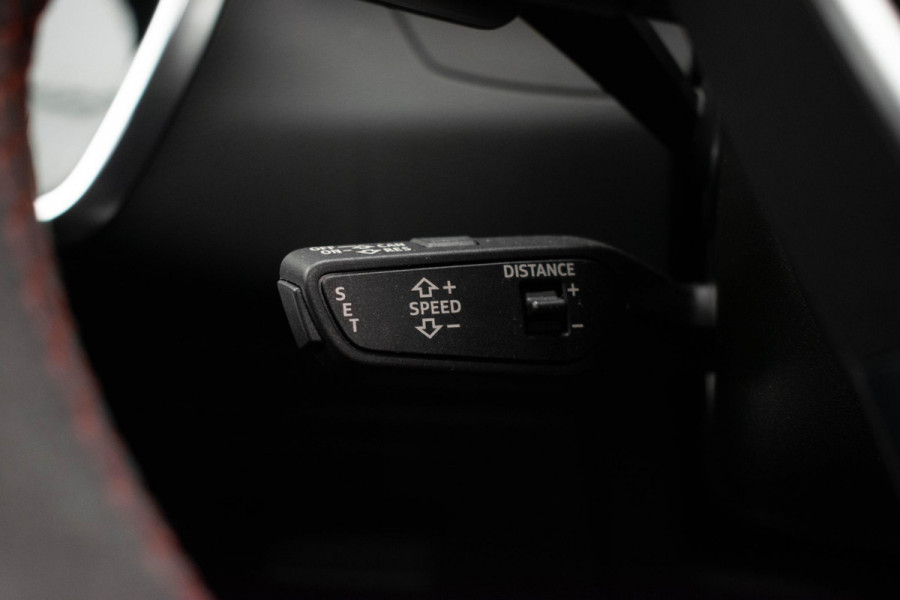 Audi RS6 Avant TFSI quattro |Pano|Dynamic|B&O|Keramisch|HUD|Memory|Ambient|